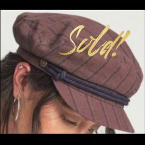 BRIXTON fiddler hat! Small unisex navy color !